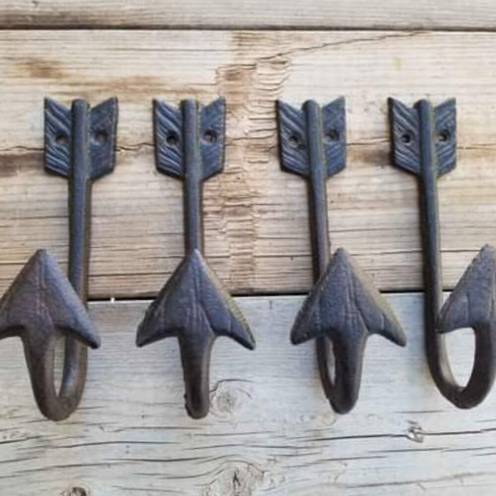4 Cast Iron Arrow Hooks